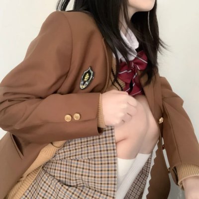 男生女生向前冲